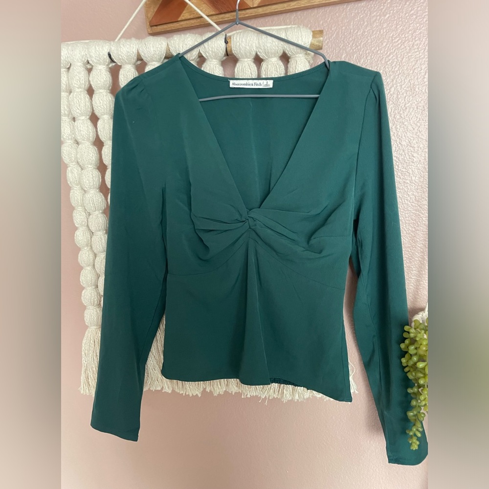 Abercrombie emerald green blouse